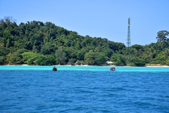 4 Island Snorkel Tour to Emerald Cave by Speed Boat from Koh Lanta - Two and a half hours on Koh Kradan