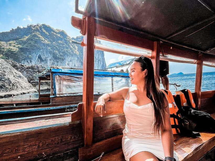 4-Island Tour from Koh Lanta to Koh Kradan with Beach Lunch - Four islands, one longtail boat day