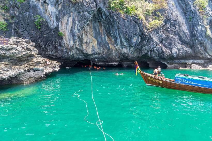 4-Island Tour from Koh Lanta to Koh Kradan with Beach Lunch - Ko Ngai closes the island circuit