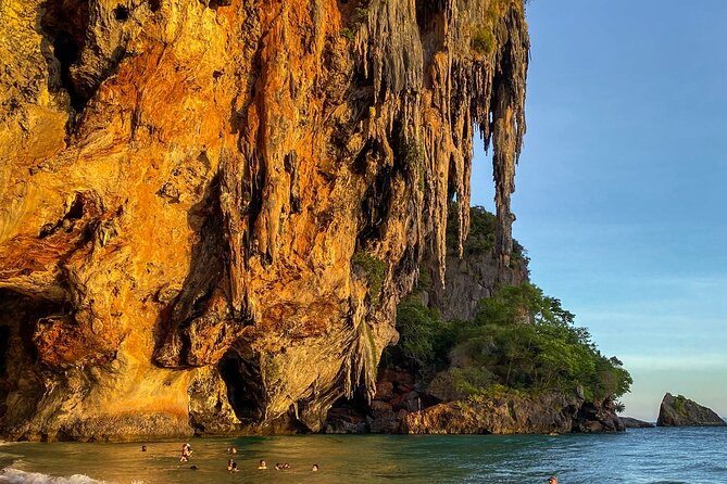 7 Island sunset tour by Speedboat | Catamaran plus BBQ & Plankton - Why this evening works well in Krabi