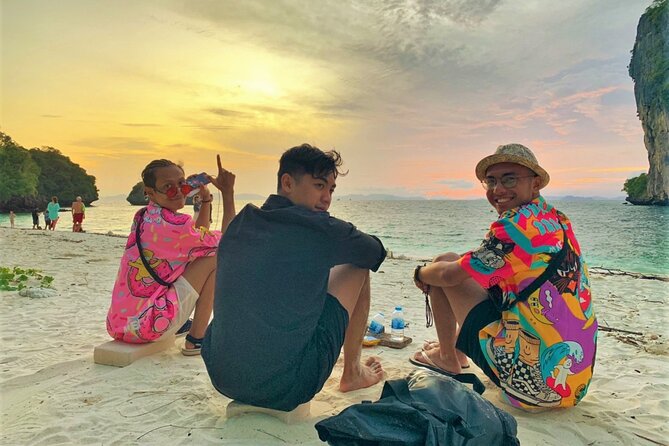 7 Island sunset tour by Speedboat | Catamaran plus BBQ & Plankton - Poda Island brings the best evening light