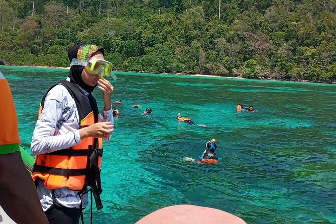 A full Day Haa & Rok islands from Koh Lanta( By Speed Boat) - Who should book this Koh Lanta excursion