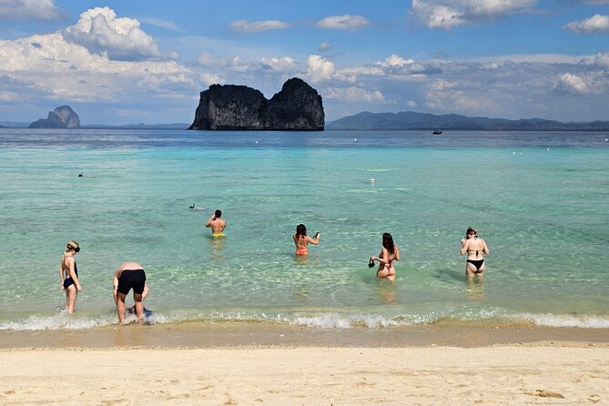 A full day Kradan + 4 island (By longtail Boat) - Five islands from Koh Lanta in one longtail boat day