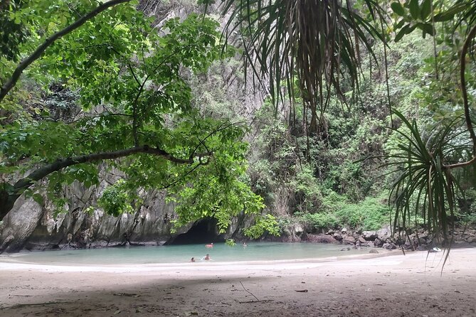 A full day Kradan + 4 island (By longtail Boat) - Lunch at Koh Kradan is practical, not fancy