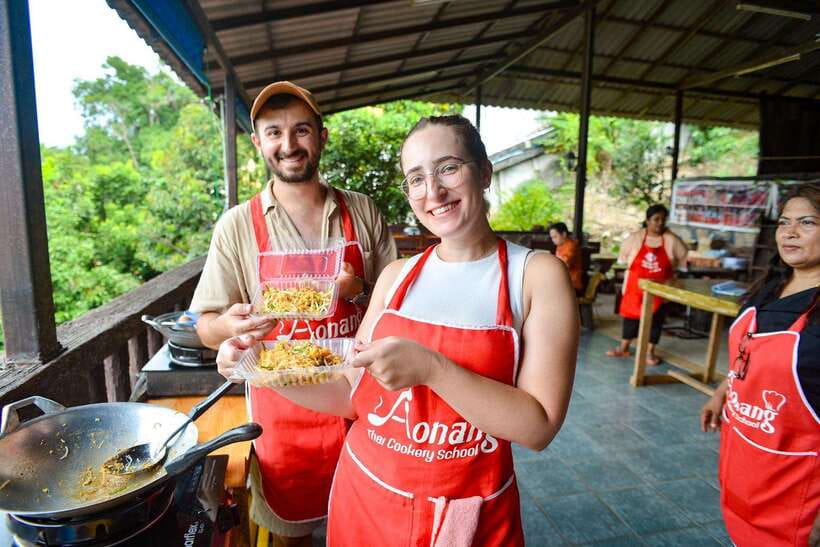 Ao Nang: Half-Day Thai Cooking Class Krabi Province - Who will get the most from this class