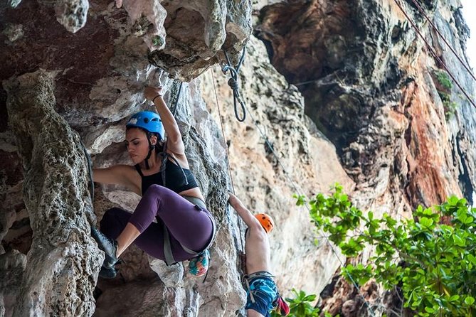 Beginner's Half-Day Rock Climbing Tours at Railay Beach Krabi - Rain, safety, and changing conditions