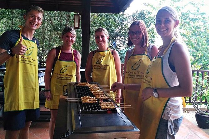 Cooking Class and Market Tour at Lanta Thai Cookery School on Koh Lanta - Spice levels and dietary choices are built into the class