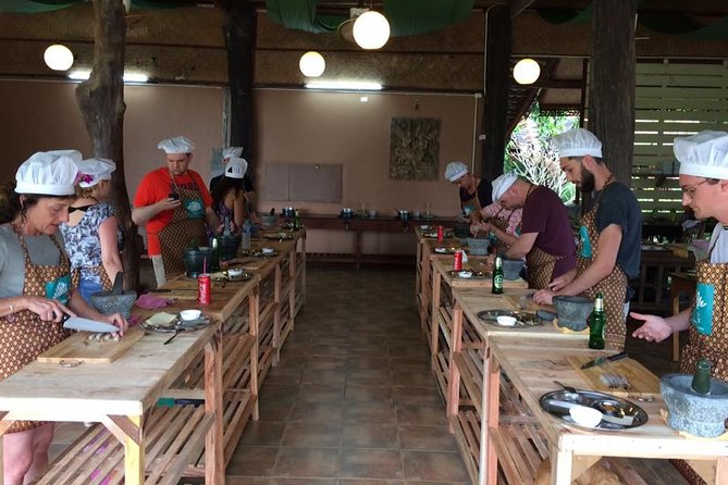 Dinner Cooking Class with Thai Master Chef at Sukho Cuisine Koh Lanta - Around 7:00 p.m., curry, meat, and dessert
