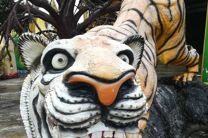 Discover Krabi - Emerald Pool, Hot Springs & Tiger Cave Temple - Guides, drivers, and the value of a small group
