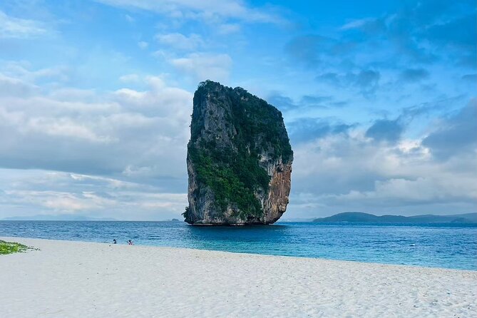 Early Bird Phi Phi 4 Islands by Speedboat 2 Trips in 1 Day - Poda Island closes the day with open beach time