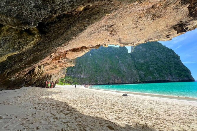 Early bird Phi Phi islands and 4 Islands by Speedboat Tour - Bamboo Island and the Four Islands circuit