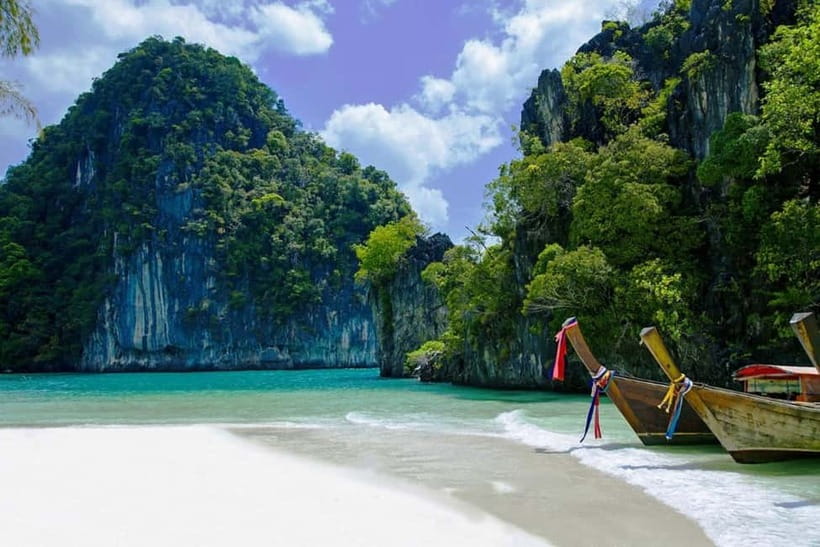 From Ao Nang Hong Island Longtail Cruise with Sunset Dinner - Hong Lagoon is beautiful, but the tide has the final say