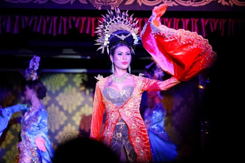 From Krabi: Blue Dragon Cabaret Ticket Dazzling Night - Small details that can improve your night