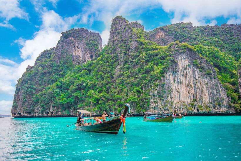 From Phi Phi islands: Phi Phi, Maya Area by longtail Boat - Choosing between the 6:00am and afternoon departures