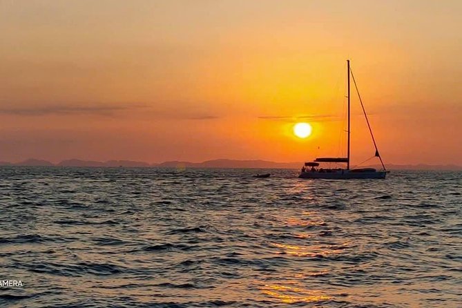 From Phi Phi: Sunrise & Beat The Crowds to Maya Bay by Speedboat - What is included for $76.60
