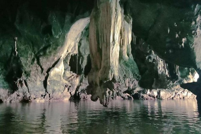 Half Day Sea Cave Kayaking Small Group From Koh Lanta - A small refreshment break on the water