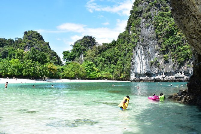 Hong Island Speed Boat Adventure from Krabi - What the optional kayaking adds