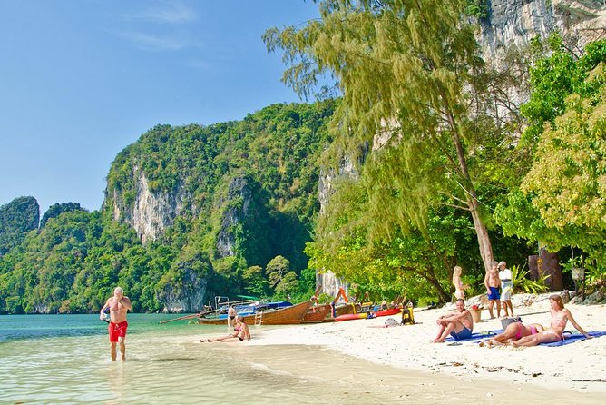 Hong Islands Full-day Tour from Krabi including Lunch - Two hours at Hong Island