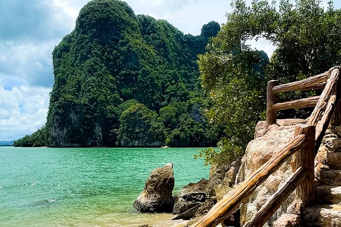 James Bond Hong Islands Sightseeing Canoe - Swimming, snorkeling, or the 360-degree viewpoint