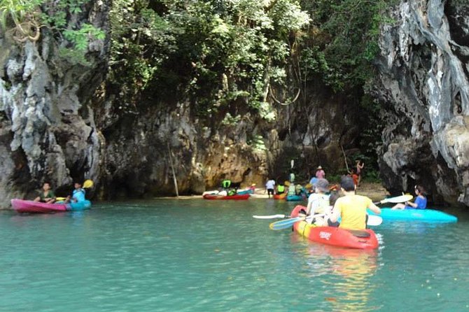 Kayaking at Ao Thalane Krabi - Paddling through the mangrove forest