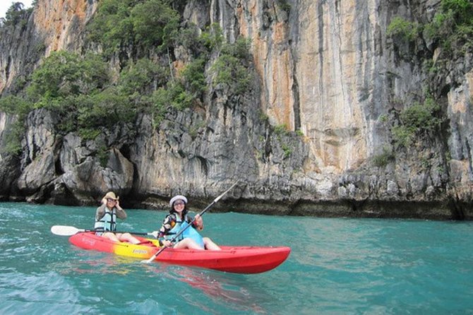 Kayaking at Ao Thalane Krabi - The guide makes a real difference