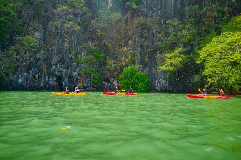 Ko Lanta: Full-Day Mangrove and Sea Cave Kayaking Experience - Koh Phee and the difficult cave section