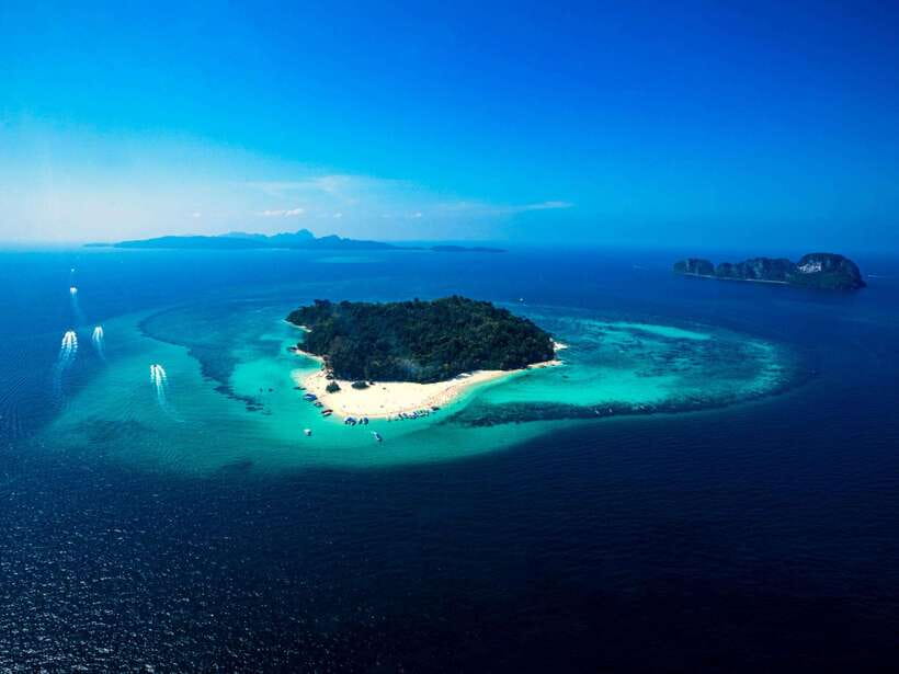 Ko Lanta: Full-Day Snorkel Trip to Phi Phi & Bamboo Islands - Bamboo Island brings the best breathing room