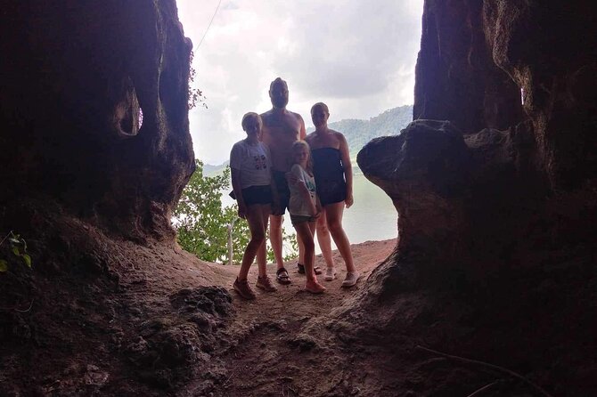 Ko Lanta Half-Day Kayaking 2 Caves Ghost Cave &Talabeng Sea Cave - Kayaking through Talabeng Sea Cave
