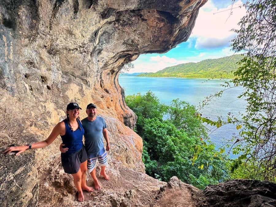 Ko Lanta: Half-Day Kayaking Koh Phee & Koh Talabeng 2 Caves - A four-hour route from mangrove channels to open sea