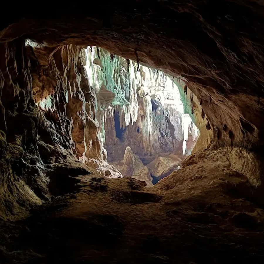 Ko Lanta: Half-Day Kayaking Koh Phee & Koh Talabeng 2 Caves - Who should book this Koh Lanta outing