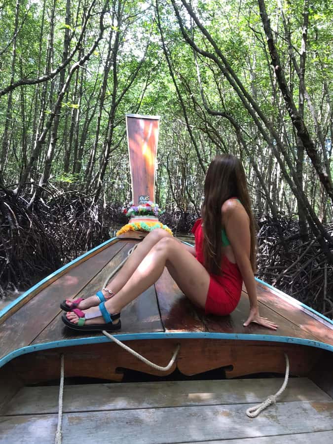 Ko Lanta: Half Day Tour Mangrove Boat Trip With Lunch - Entering Ban Thung Yee Peng’s mangrove channels