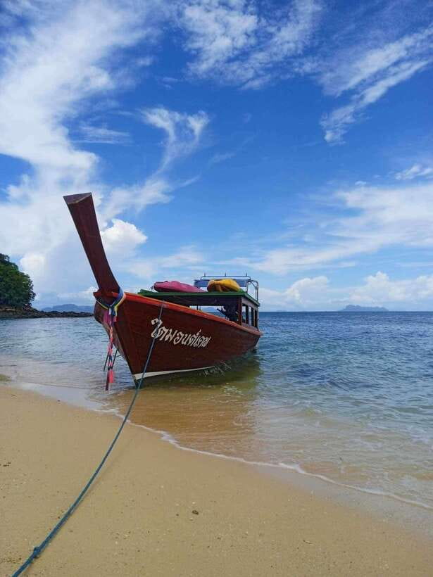 Ko Lanta: Ko Aung, Ko Phee Ghost Cave Island, Talabeng Kayak - What $32 really buys you