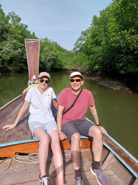 Ko Lanta: Mangrove Forest and Lanta Old Town with Lunch - Lunch, fruit, and a practical mid-day break