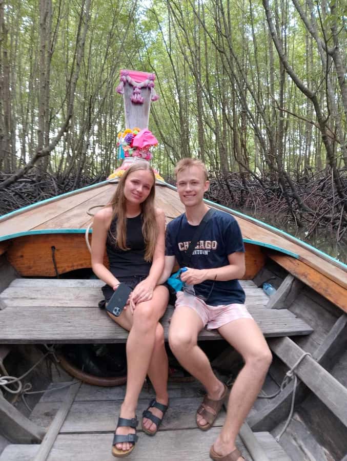 Ko Lanta: Mangrove Forest and Lanta Old Town with Lunch - Driving across Ko Lanta to the Old Town
