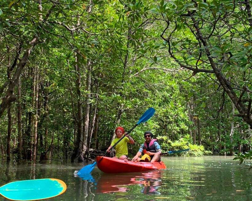 Ko Lanta: Mangrove Forest Kayak & Wildlife Adventure - Seasonal fruit and the family-style stop