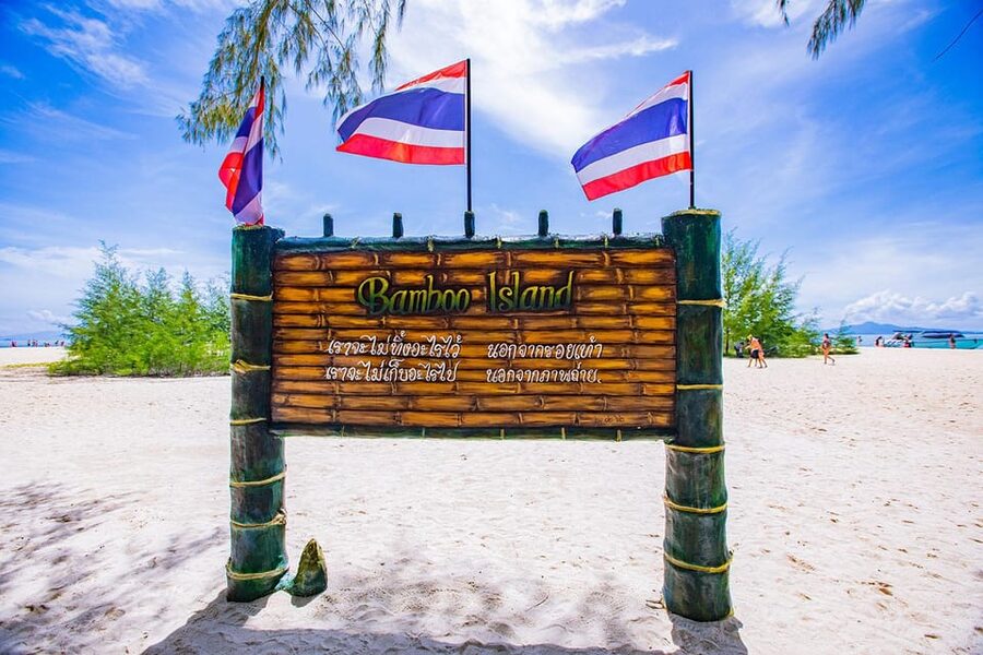 Ko Lanta: Maya Bay & Phi Phi Islands Full-Day Speedboat Trip - Monkey Island is fun, but keep your hands and bags close