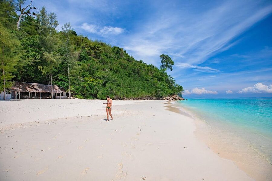 Ko Lanta: Maya Bay & Phi Phi Islands Full-Day Speedboat Trip - Phi Phi Don adds a walk between water stops