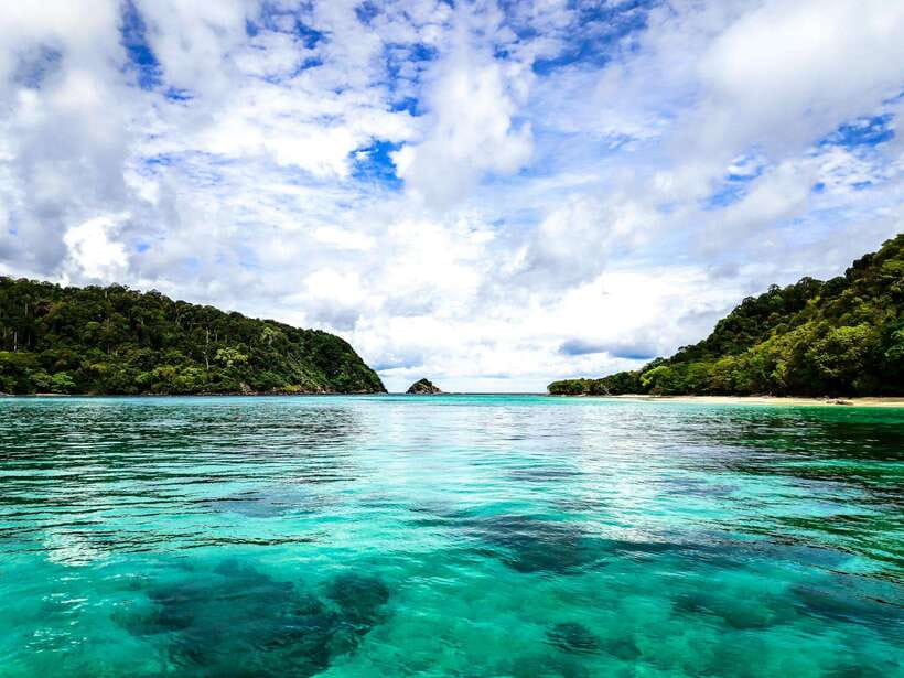 Ko Lanta: Snorkeling Adventure Tour to Koh Rok and Koh Haa - Koh Haa’s lagoon and the final snorkeling hour
