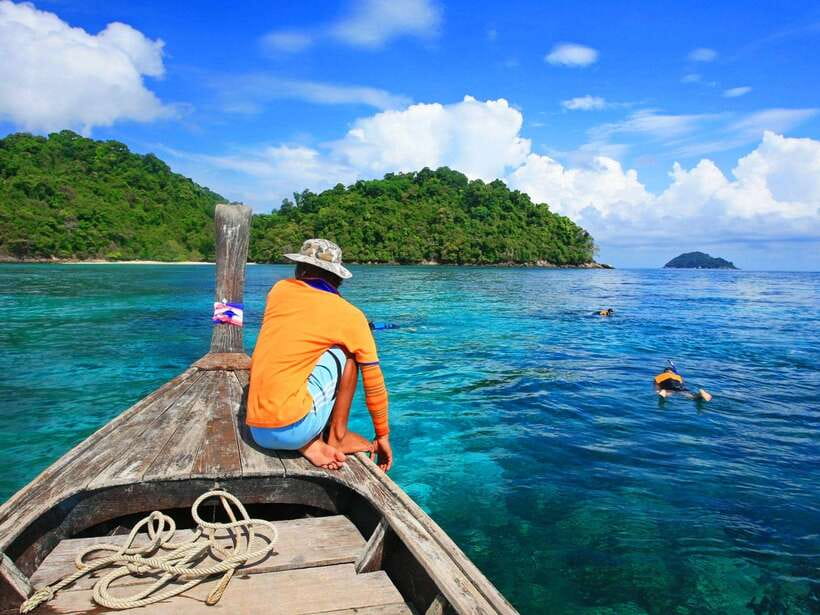 Ko Lanta: Unique 4-Island Long-Tail Snorkeling Tour w/ Lunch - Practical packing advice for the seven-hour outing