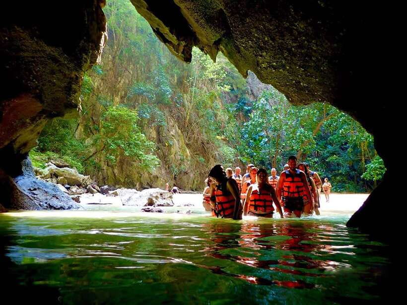 Koh Lanta: 4 Islands and Emerald Cave Snorkeling Trip - Koh Chuek and its soft coral reefs