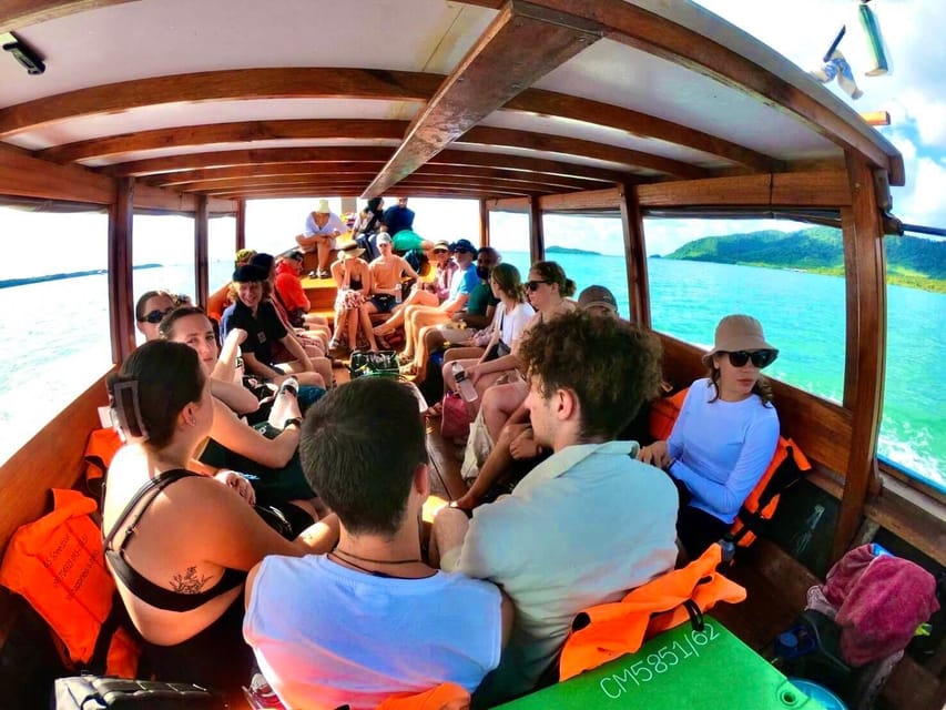 Koh Lanta: 4 Islands and Emerald Cave Tour by Longtail Boat - Koh Maa: Fish and Giant Bats