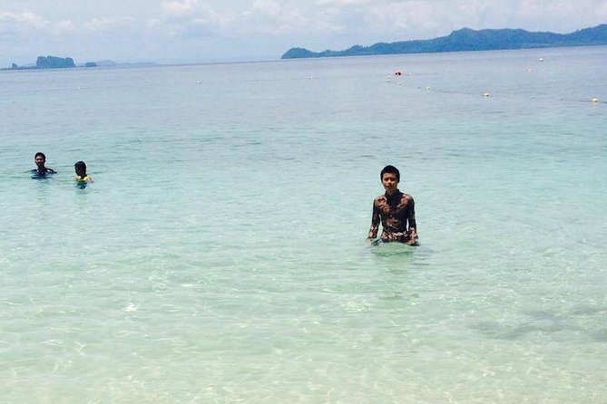 Koh Lanta: 4 Islands Tour by Speedboat with Snorkeling - Koh Chuak sets the snorkeling tone