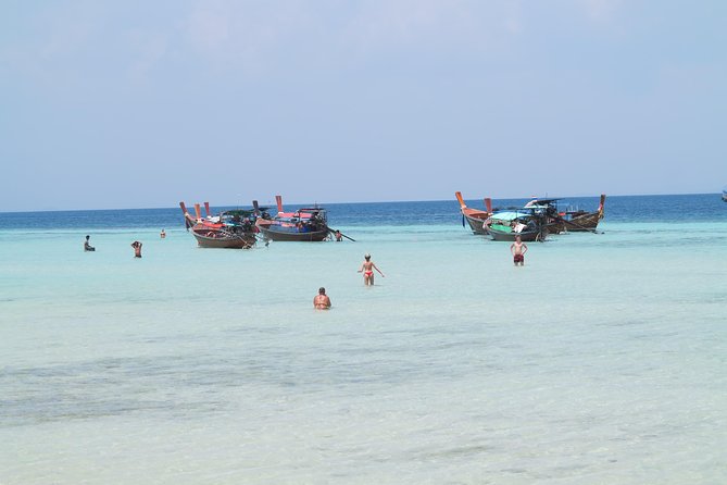 Koh Lanta: 4 Islands Tour by Speedboat with Snorkeling - Leaving Koh Lanta by speedboat