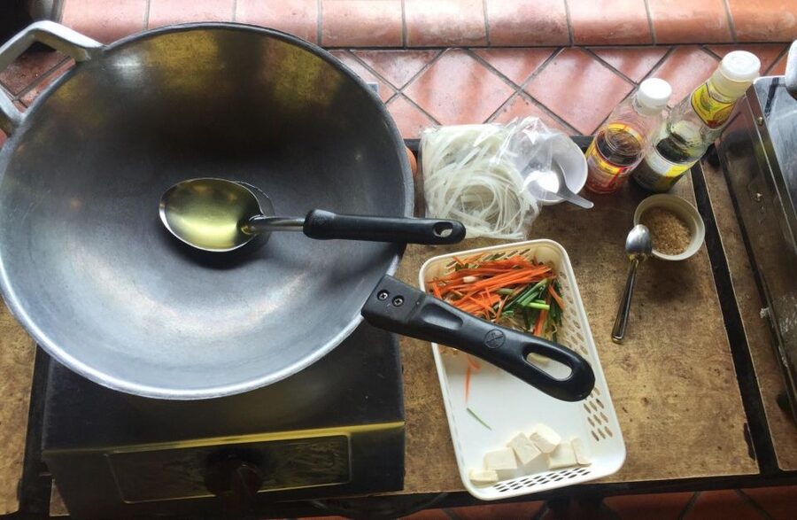 Koh Lanta: Evening Course at Lanta Thai Cookery School - Why the hands-on format works