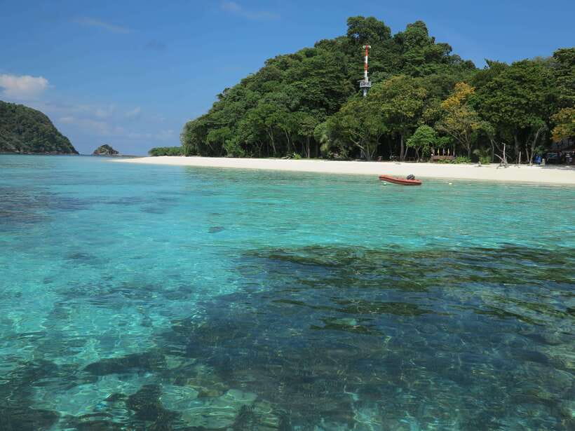 Koh Lanta: Koh Rok and Koh Haa Snorkeling Adventure - A two-hour beach break with buffet lunch