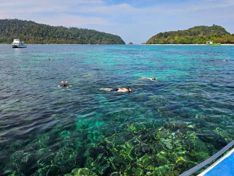 Koh Lanta: Koh Rok and Koh Haa Snorkeling Adventure - Booking advice and small practical details