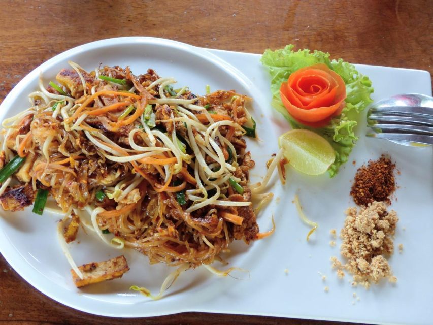 Koh Lanta: Lunch Course at Lanta Thai Cookery School - A friendly class with useful pacing