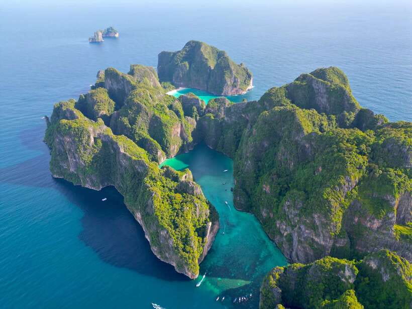 Koh Lanta: Phi Phi Islands Tour w/ Maya Bay, Snorkel & Lunch - Early pickup from Koh Lanta Yai