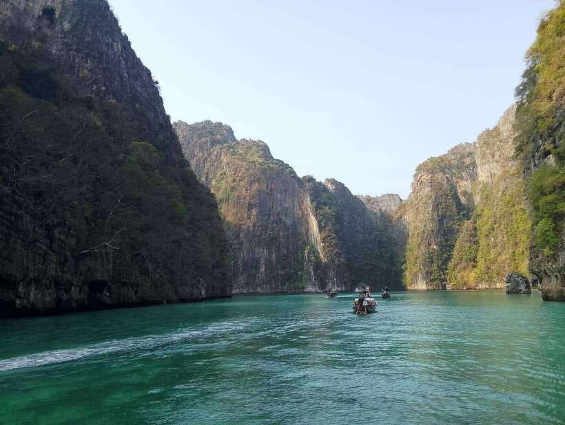 Koh Lanta: Tin's Speedboat Odyssey to Bamboo Island & Beyond - Snorkeling near Phi Phi Don