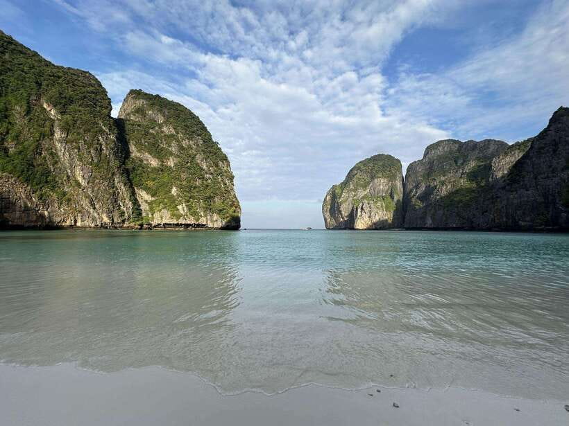 Koh Phi Phi: Early Morning Maya Bay, Bamboo Speedboat Tour - Pileh Lagoon gives you the best swim
